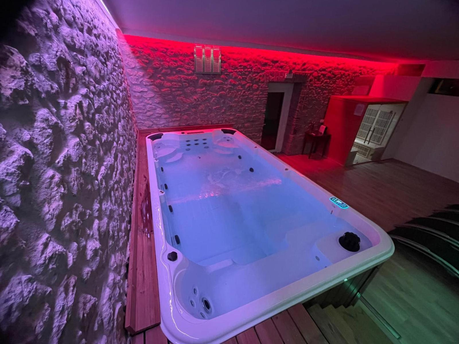 Novecento Luxury&Spa Residence 4 Stelle Montese Dış mekan fotoğraf